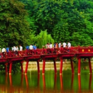 hanoi-Hoan_Kiem_Lake-1112x630.jpg