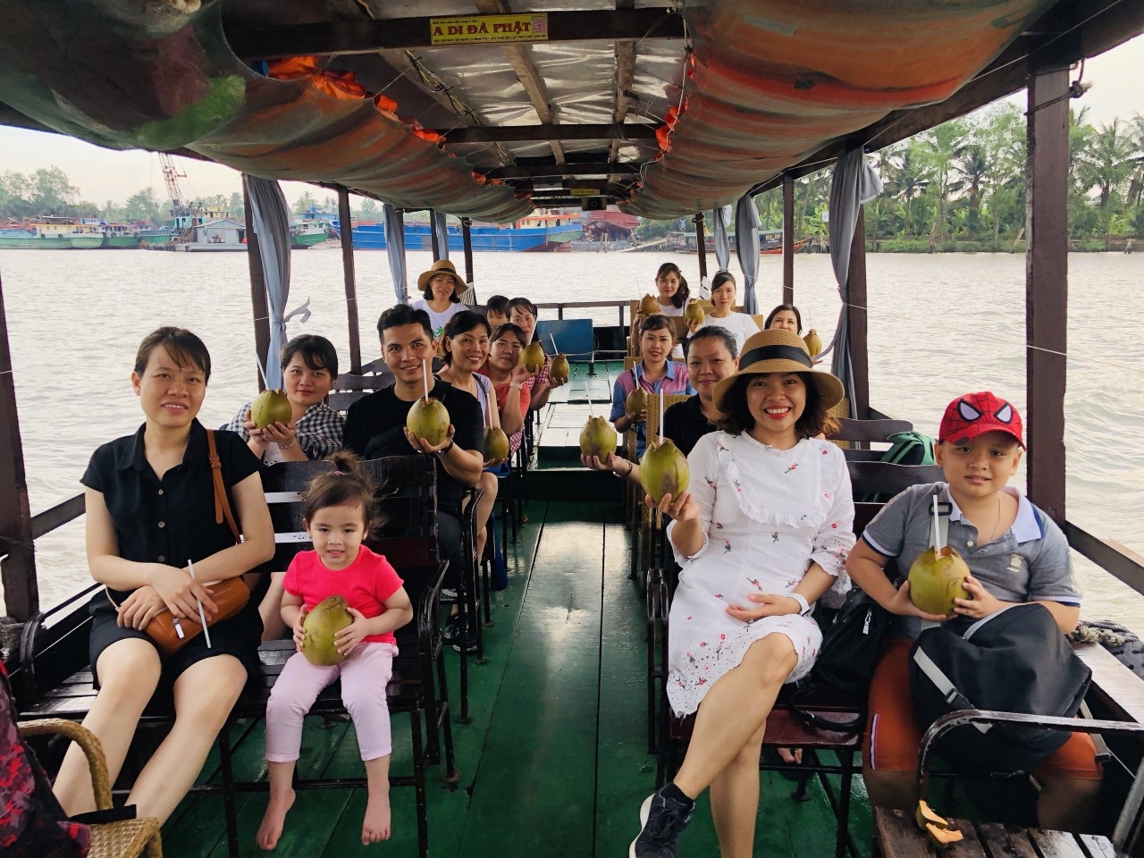 tàu mekong