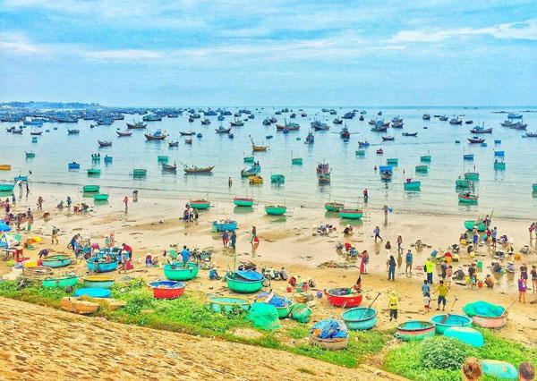 Làng chày Mũi né - Nhã LInh Travel